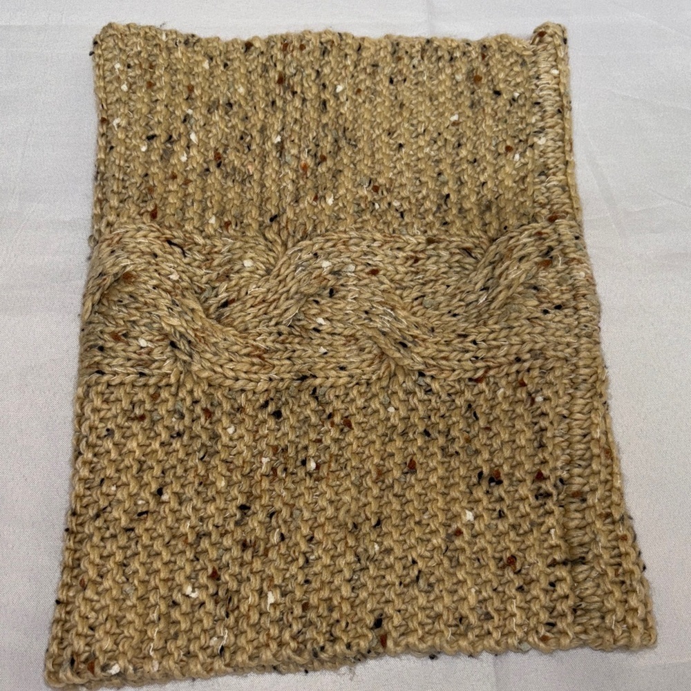 Patrick Francis Ireland Chunky Knit Gator Scarf Neck Warmer Speckled Tan OSFM